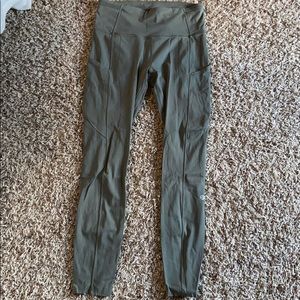 Fast and free leggings